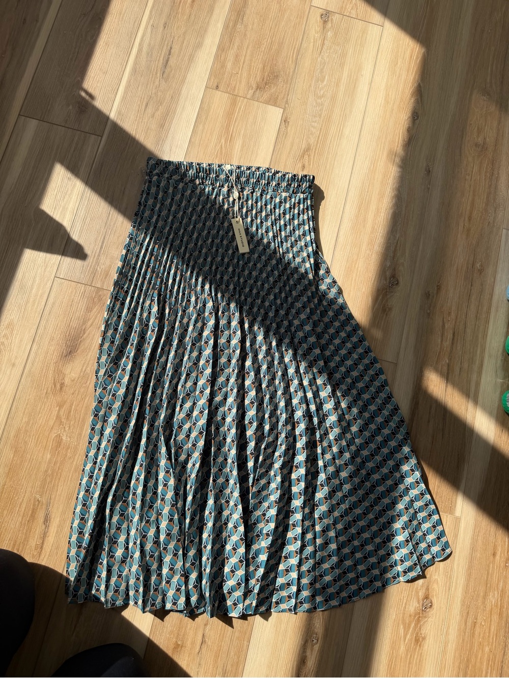 Pleated Geometric Midi Skirt